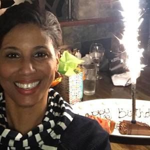 Meet your Posher, Monica